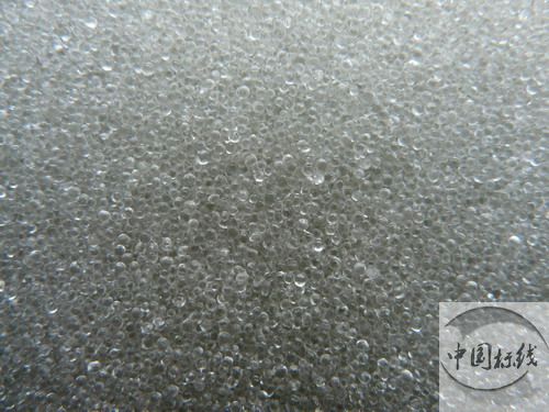 永胜市政道路标线工程玻璃微珠应用